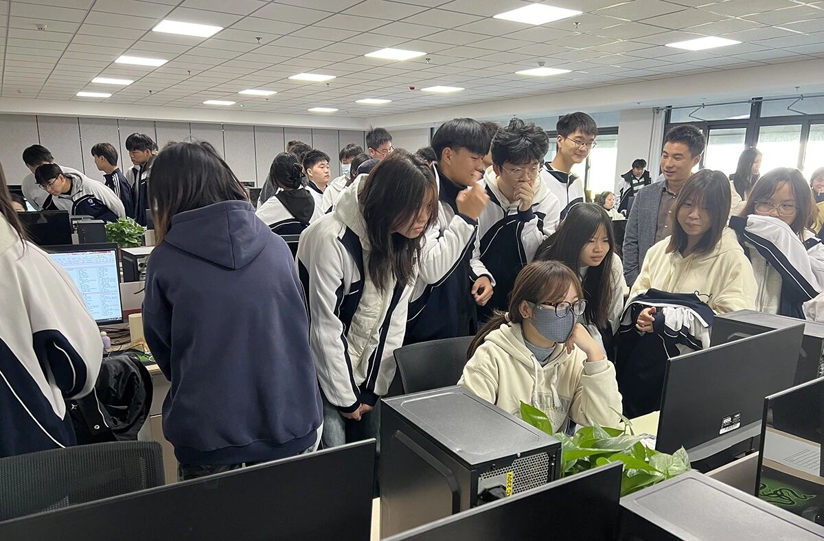 微信图片_2025-12-02_200349_734.jpg 微信图片_2025-12-02_200349_734.jpg